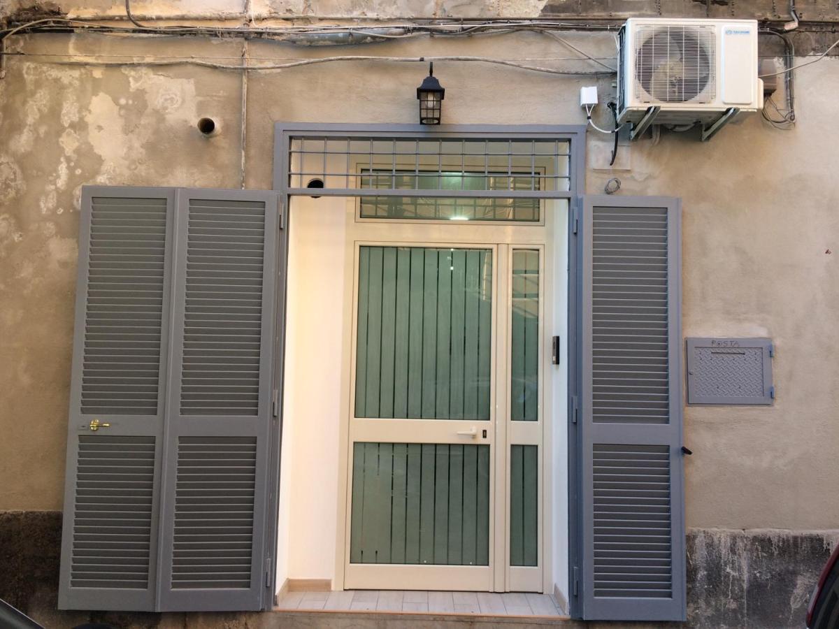 הוילה נאפולי Flat In Center Historic מראה חיצוני תמונה